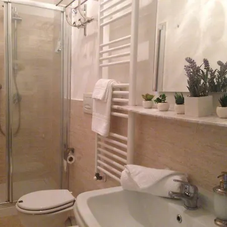 Station شقة ميلان